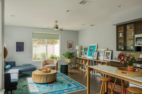 2812 Oak Springs Drive Austin TX 78702