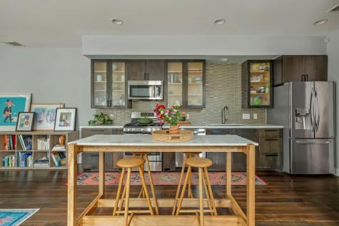 2812 Oak Springs Drive Austin TX 78702
