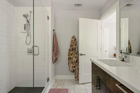 2812 Oak Springs Drive Austin TX 78702