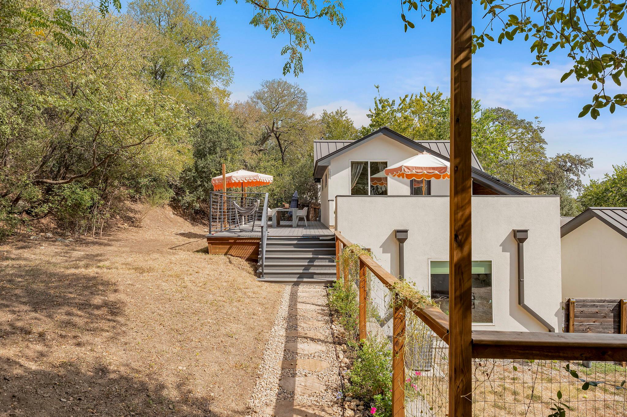 2812 Oak Springs Drive Austin TX 78702
