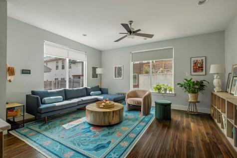 2812 Oak Springs Drive Austin TX 78702