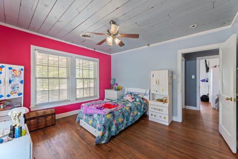 274 Old Potato Road Paige TX 78659