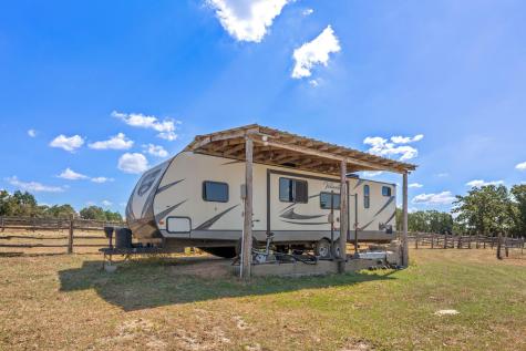274 Old Potato Road Paige TX 78659