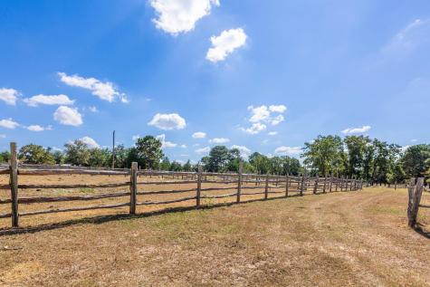 274 Old Potato Road Paige TX 78659