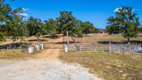 274 Old Potato Road Paige TX 78659