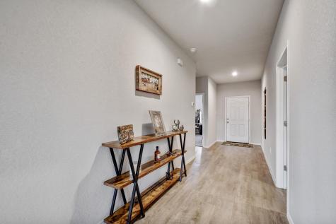 733 Peak Place Seguin TX 78155