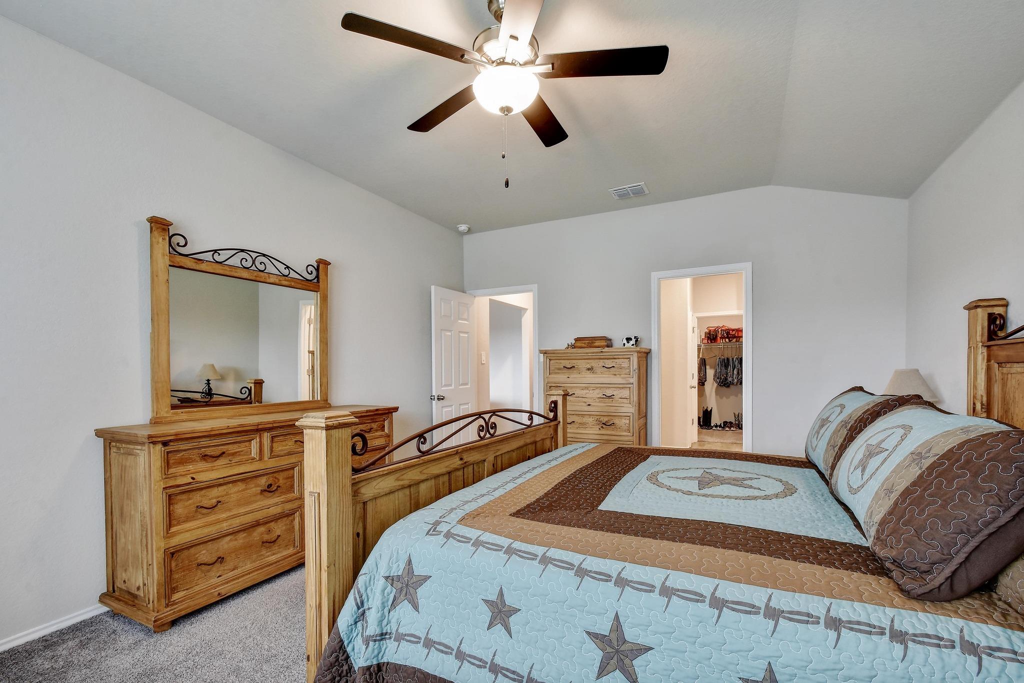 733 Peak Place Seguin TX 78155