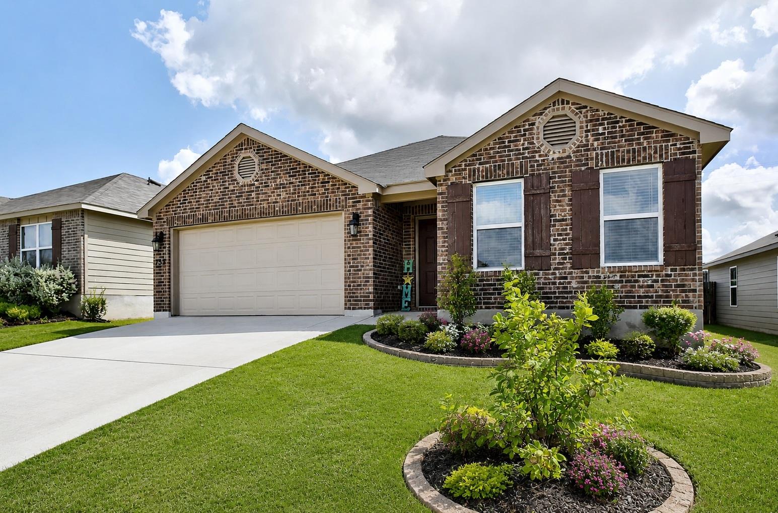 733 Peak Place Seguin TX 78155