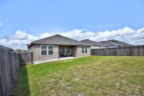 733 Peak Place Seguin TX 78155