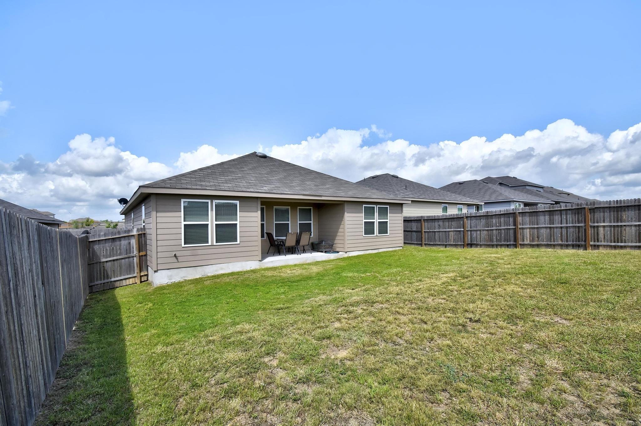 733 Peak Place Seguin TX 78155