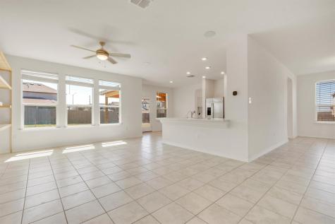 401 Briarfield Drive Seguin TX 78155