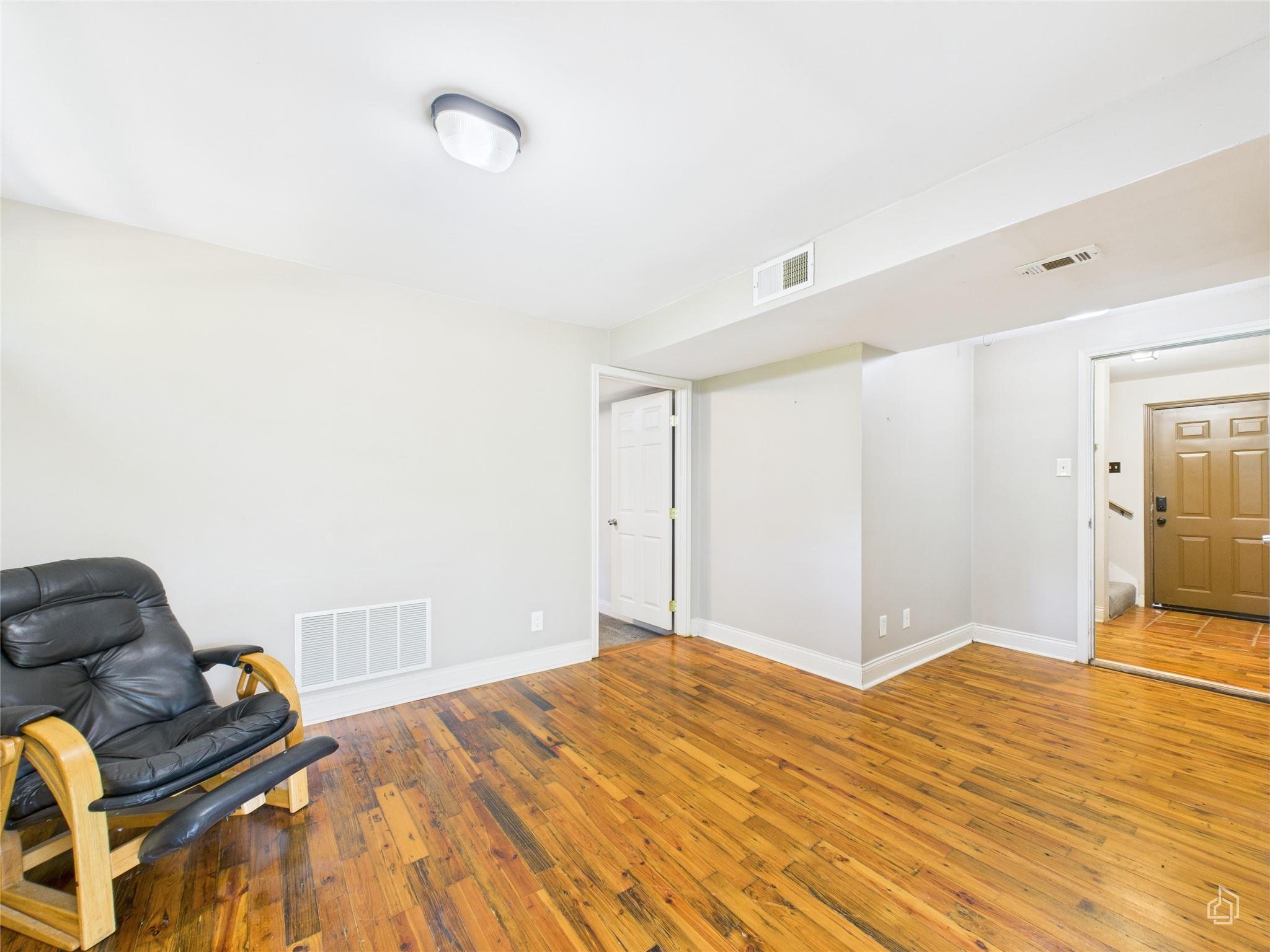 451 High Gabriel E Leander TX 78641