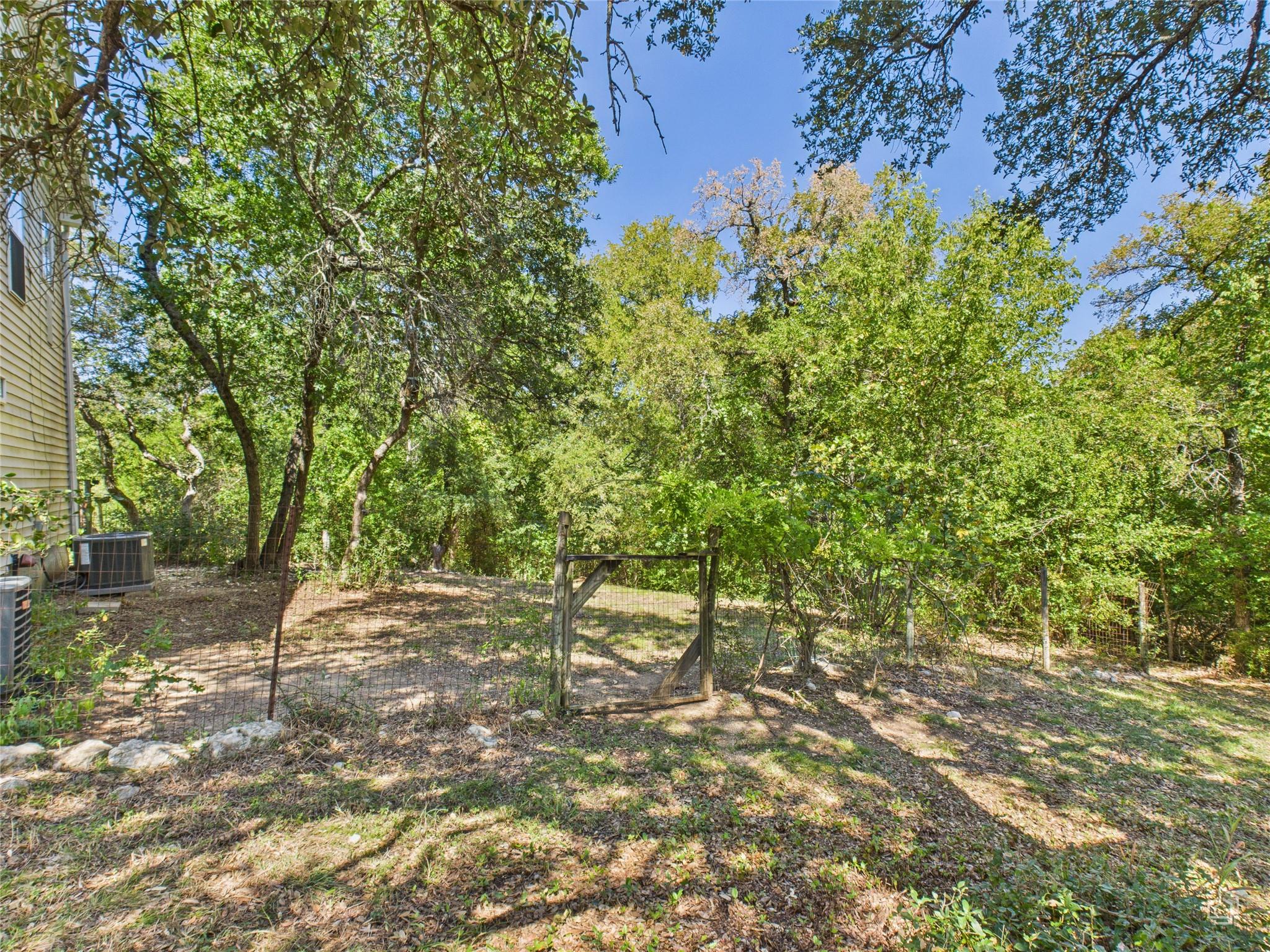 451 High Gabriel E Leander TX 78641