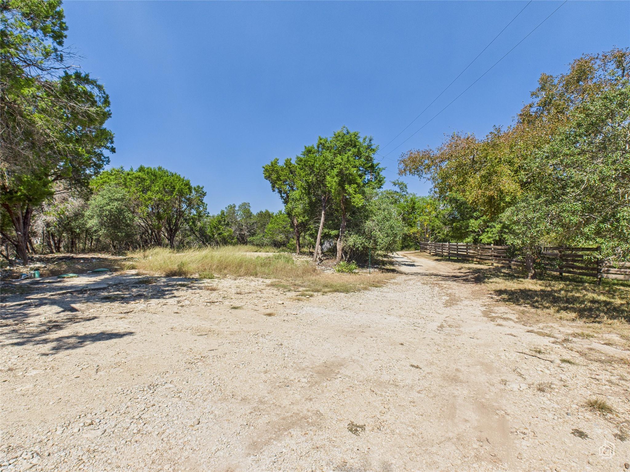 451 High Gabriel E Leander TX 78641