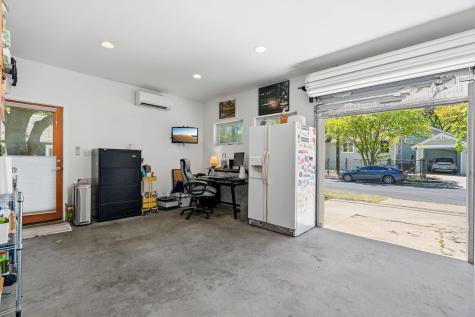 1910 Kinney Avenue Austin TX 78704
