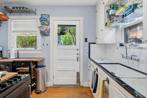 1910 Kinney Avenue Austin TX 78704