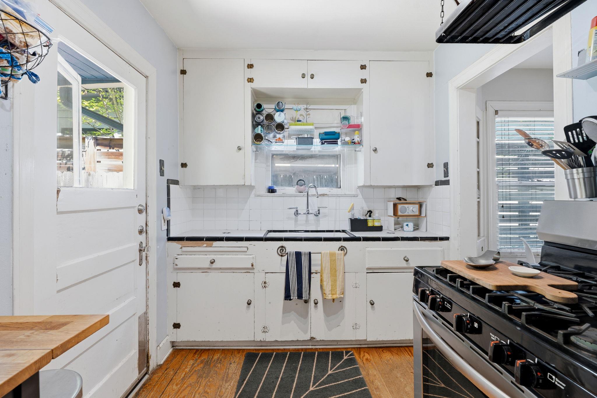 1910 Kinney Avenue Austin TX 78704