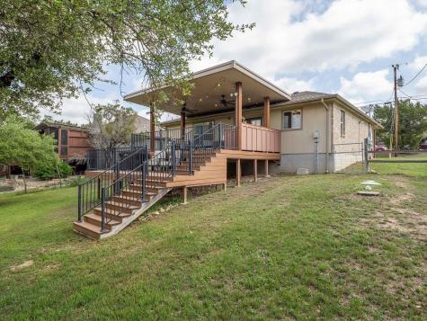 10212 Thomas Lane Dripping Springs TX 78620