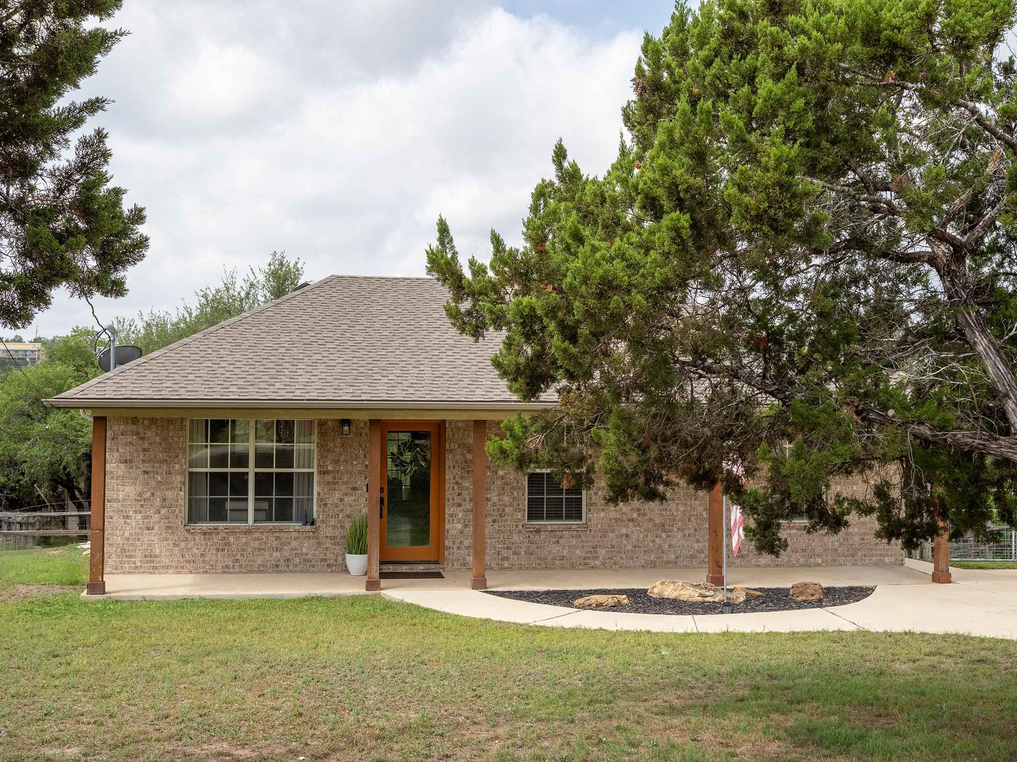 10212 Thomas Lane Dripping Springs TX 78620