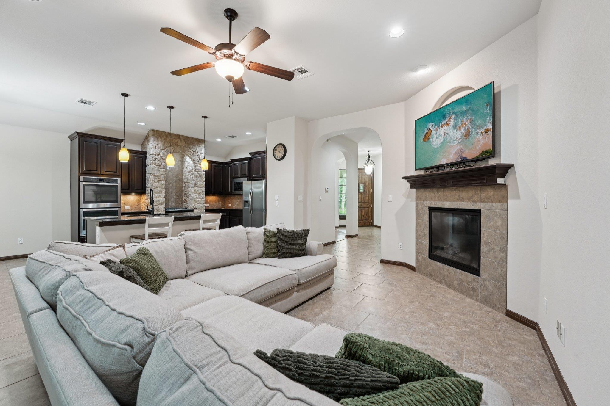 126 Spanish Trail Bastrop TX 78602