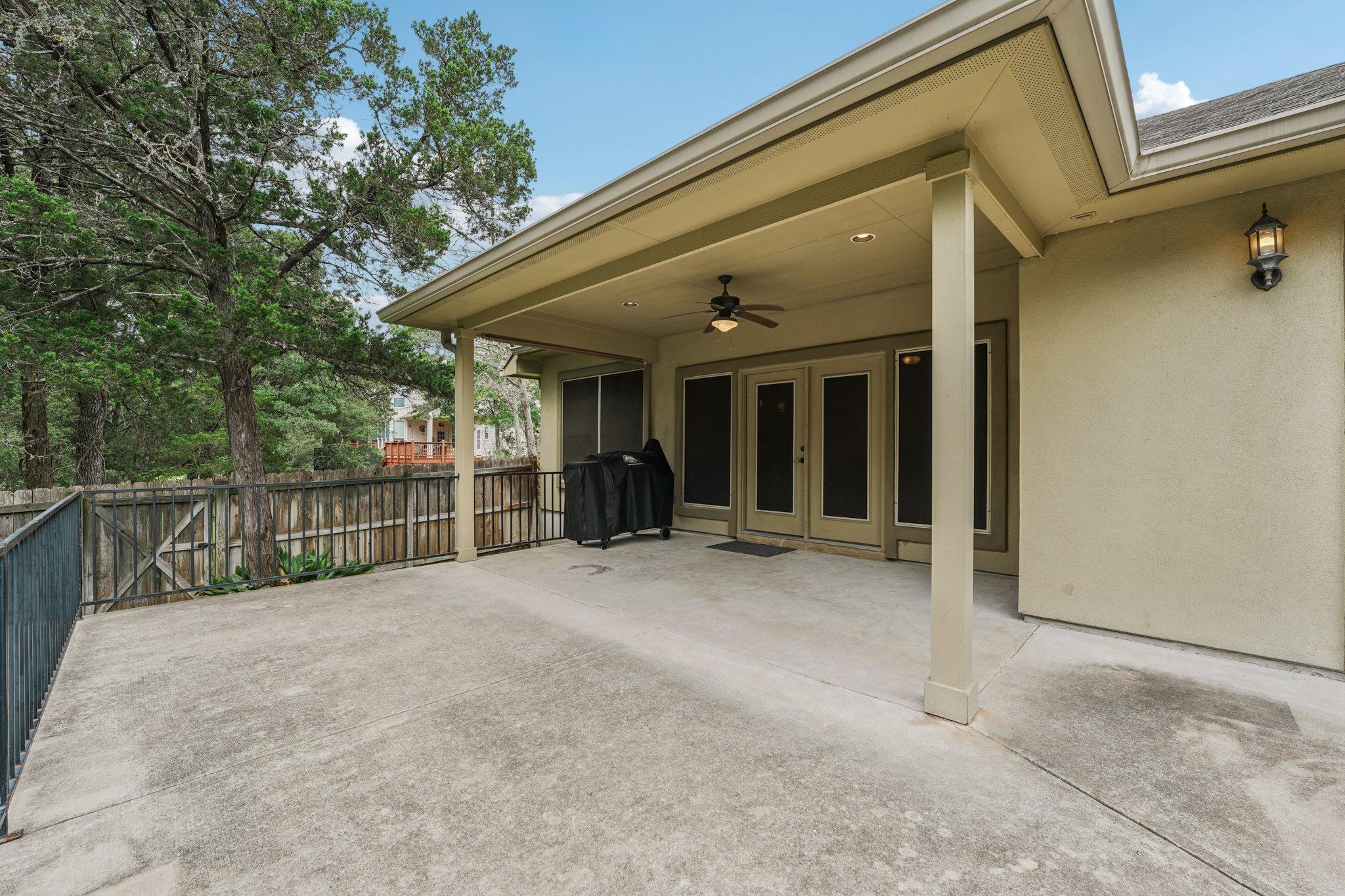 126 Spanish Trail Bastrop TX 78602