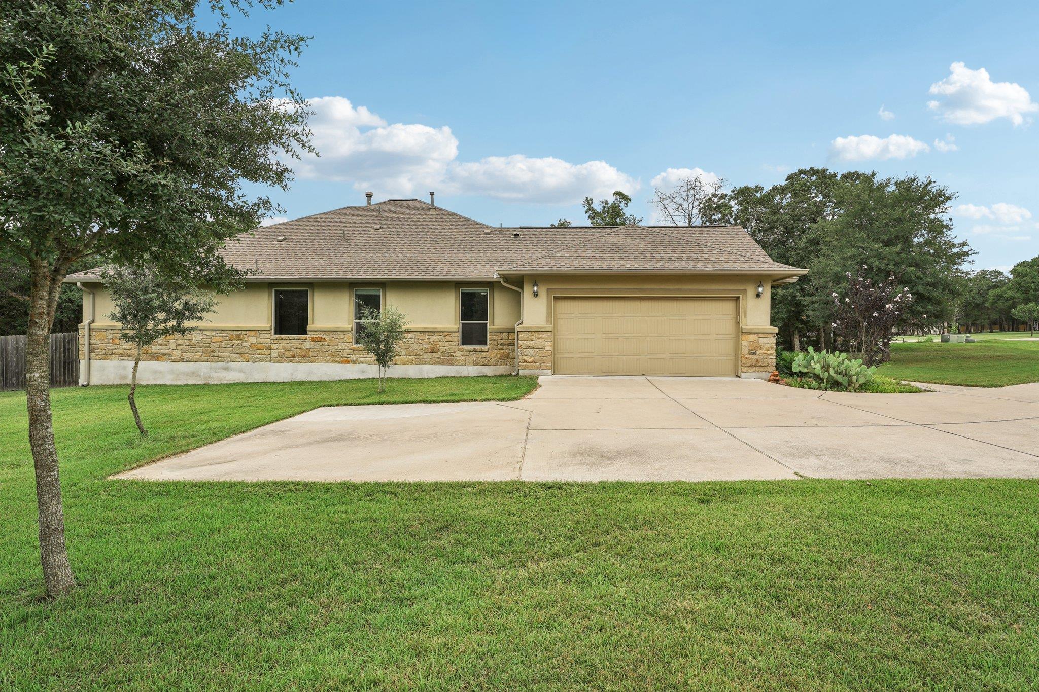 126 Spanish Trail Bastrop TX 78602