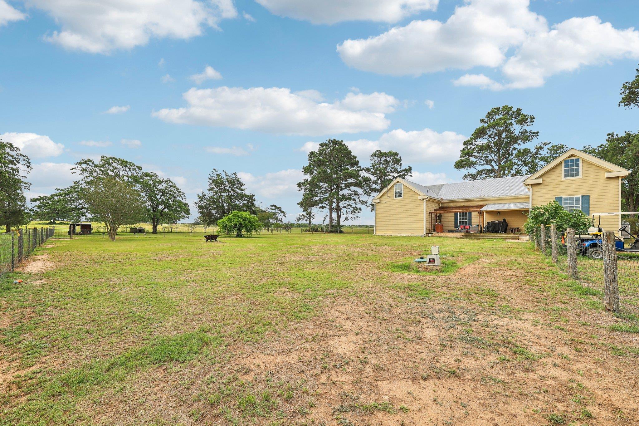 1200 County Road 211 Giddings TX 78942
