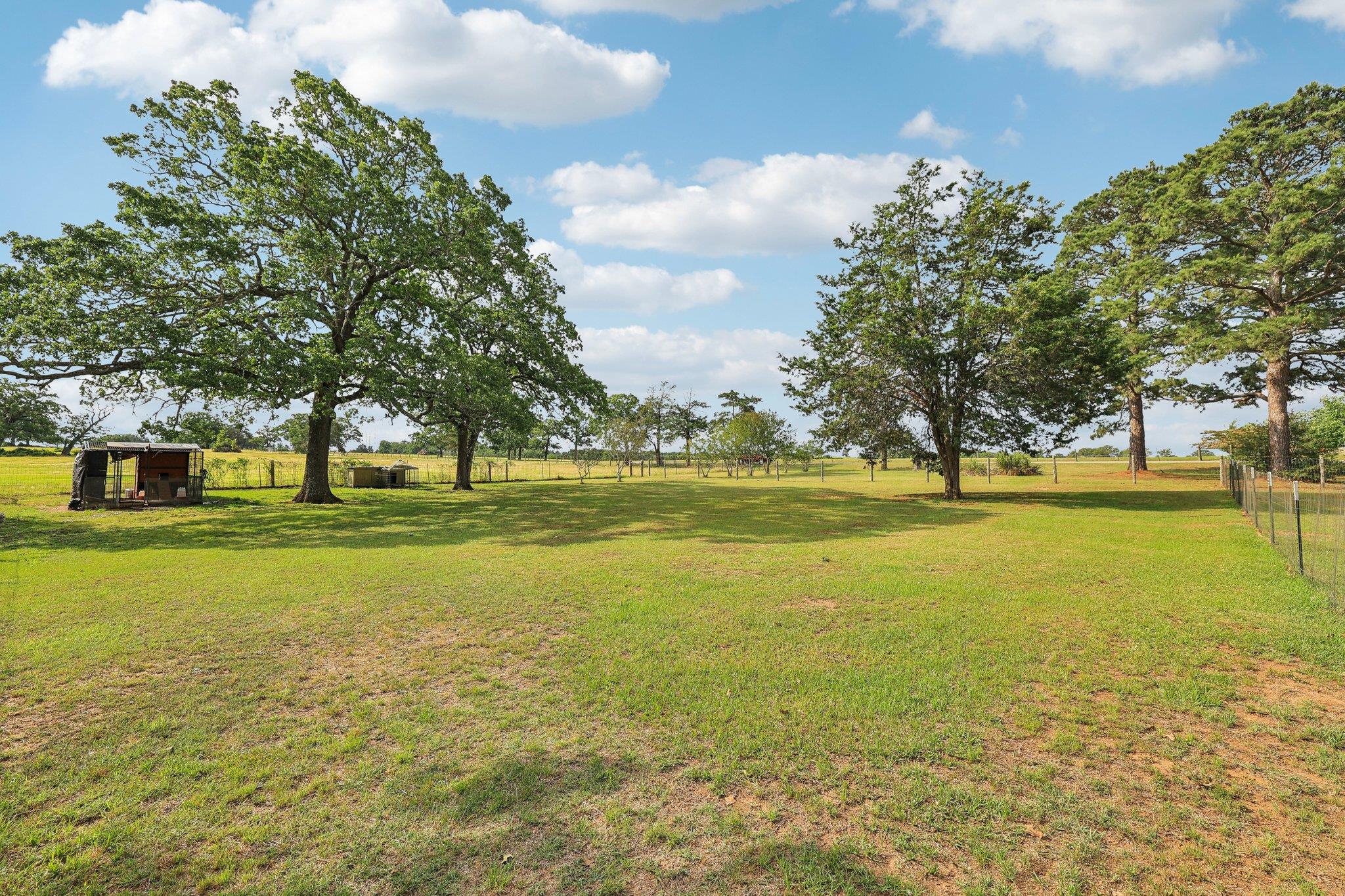 1200 County Road 211 Giddings TX 78942