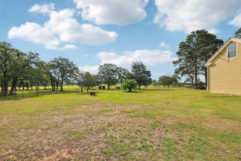 1200 County Road 211 Giddings TX 78942