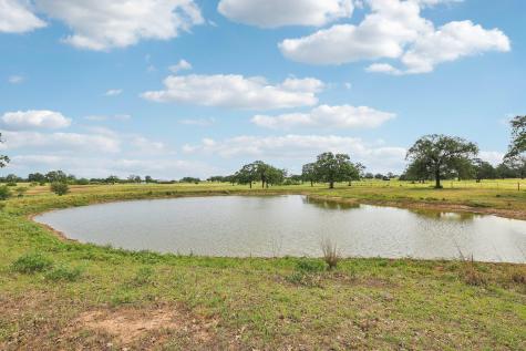 1200 County Road 211 Giddings TX 78942