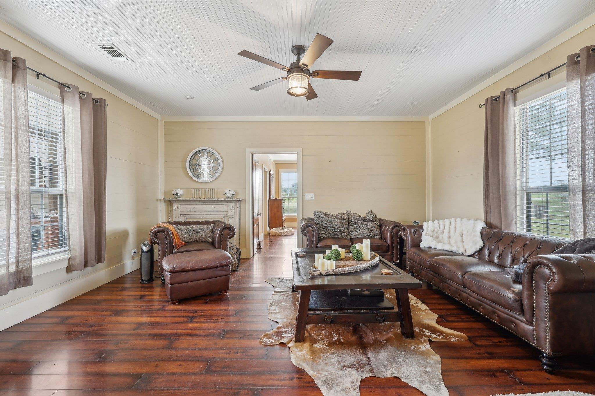 1200 County Road 211 Giddings TX 78942