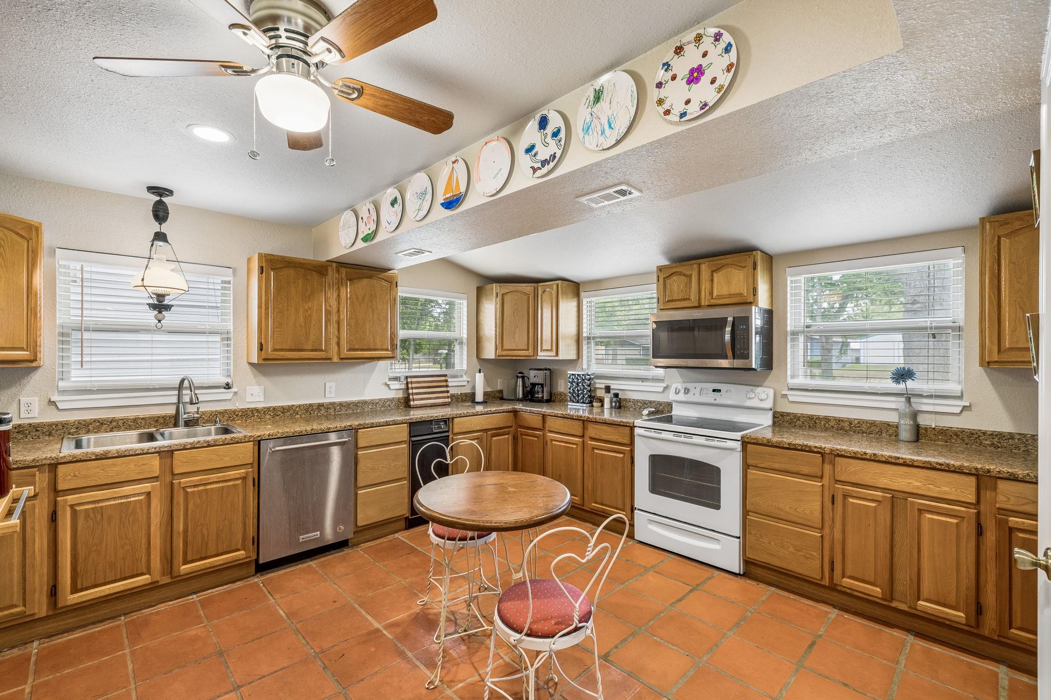 723 E Zipp Road New Braunfels TX 78130