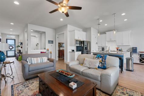 653 Coyote Creek Way Kyle TX 78640