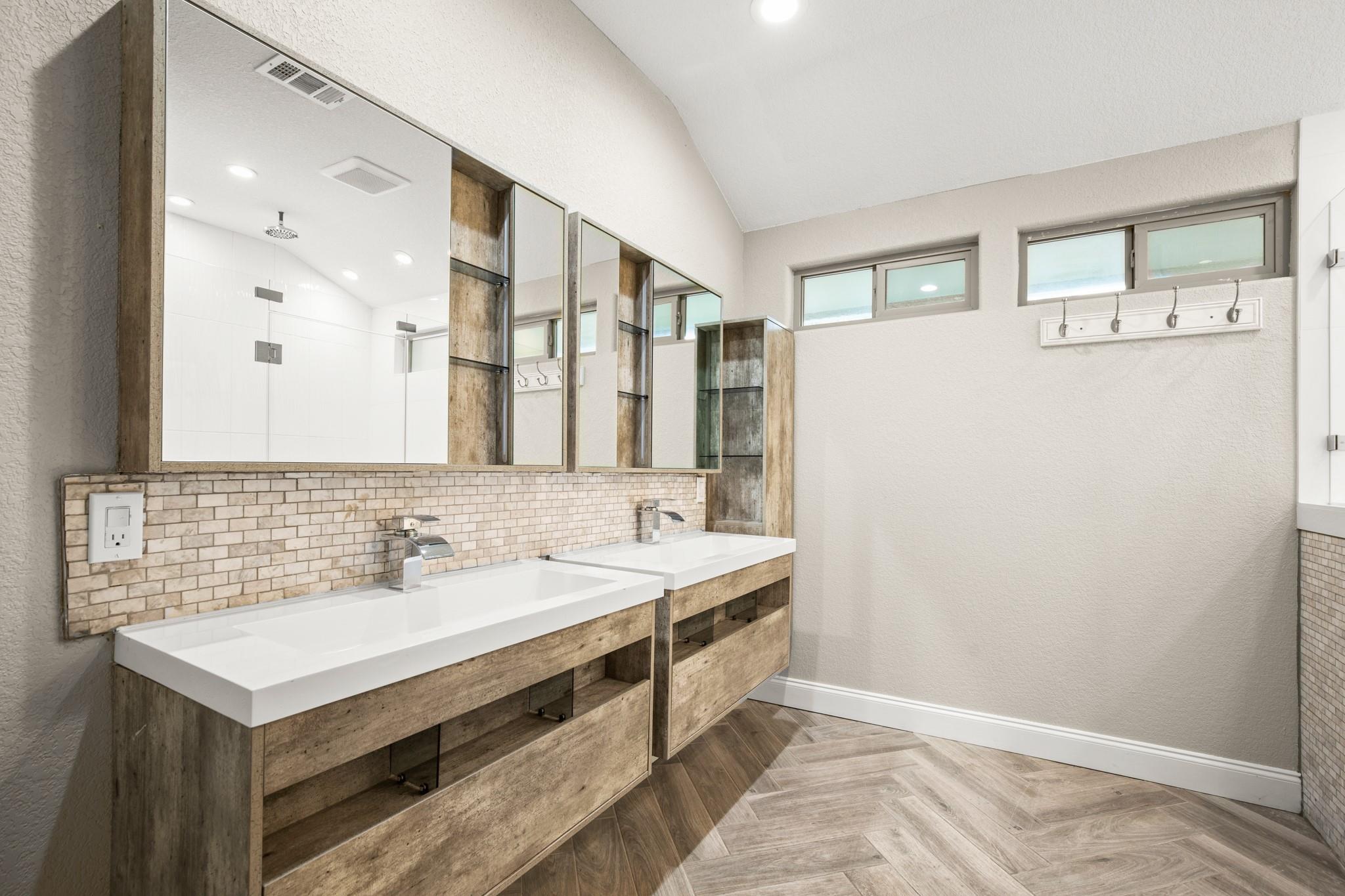 10204 Oak Grove Circle Austin TX 78736