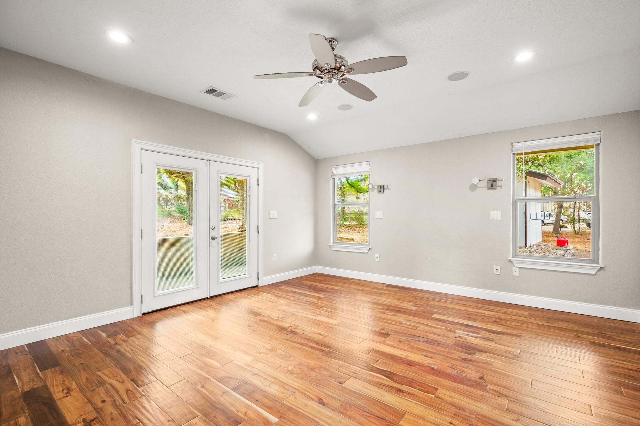 10204 Oak Grove Circle Austin TX 78736