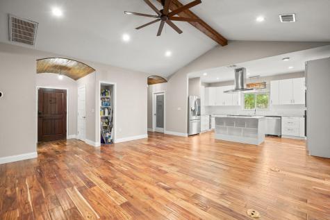 10204 Oak Grove Circle Austin TX 78736