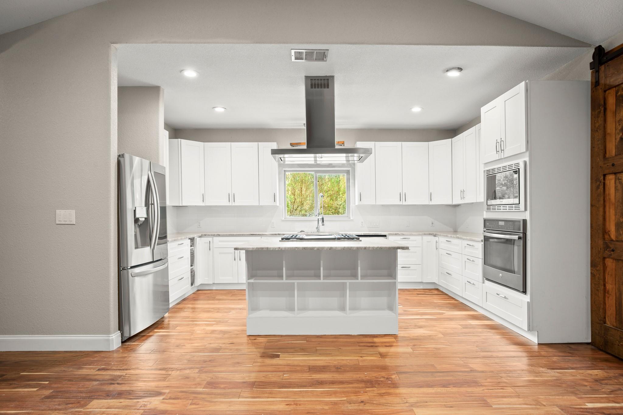 10204 Oak Grove Circle Austin TX 78736
