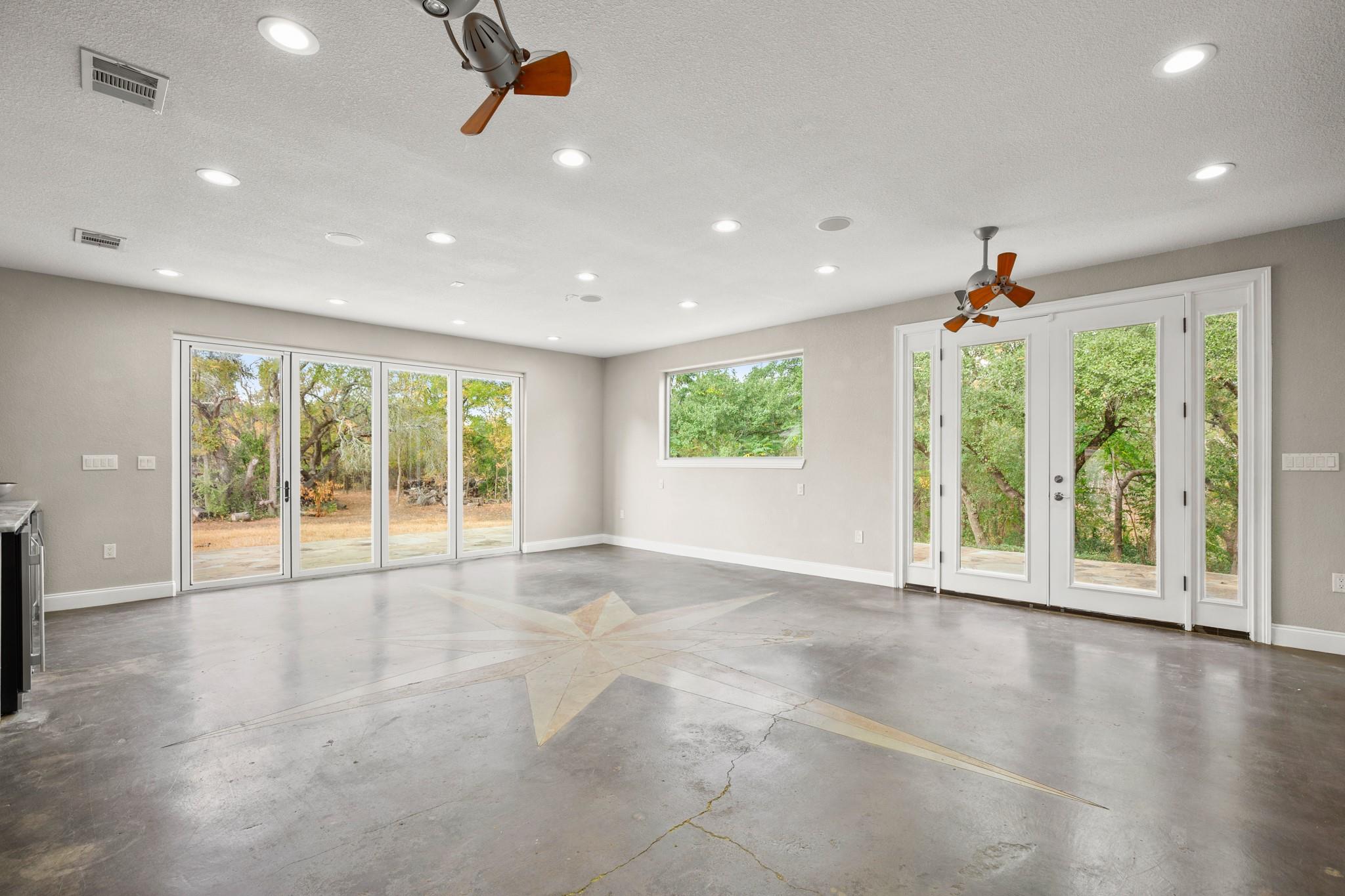 10204 Oak Grove Circle Austin TX 78736