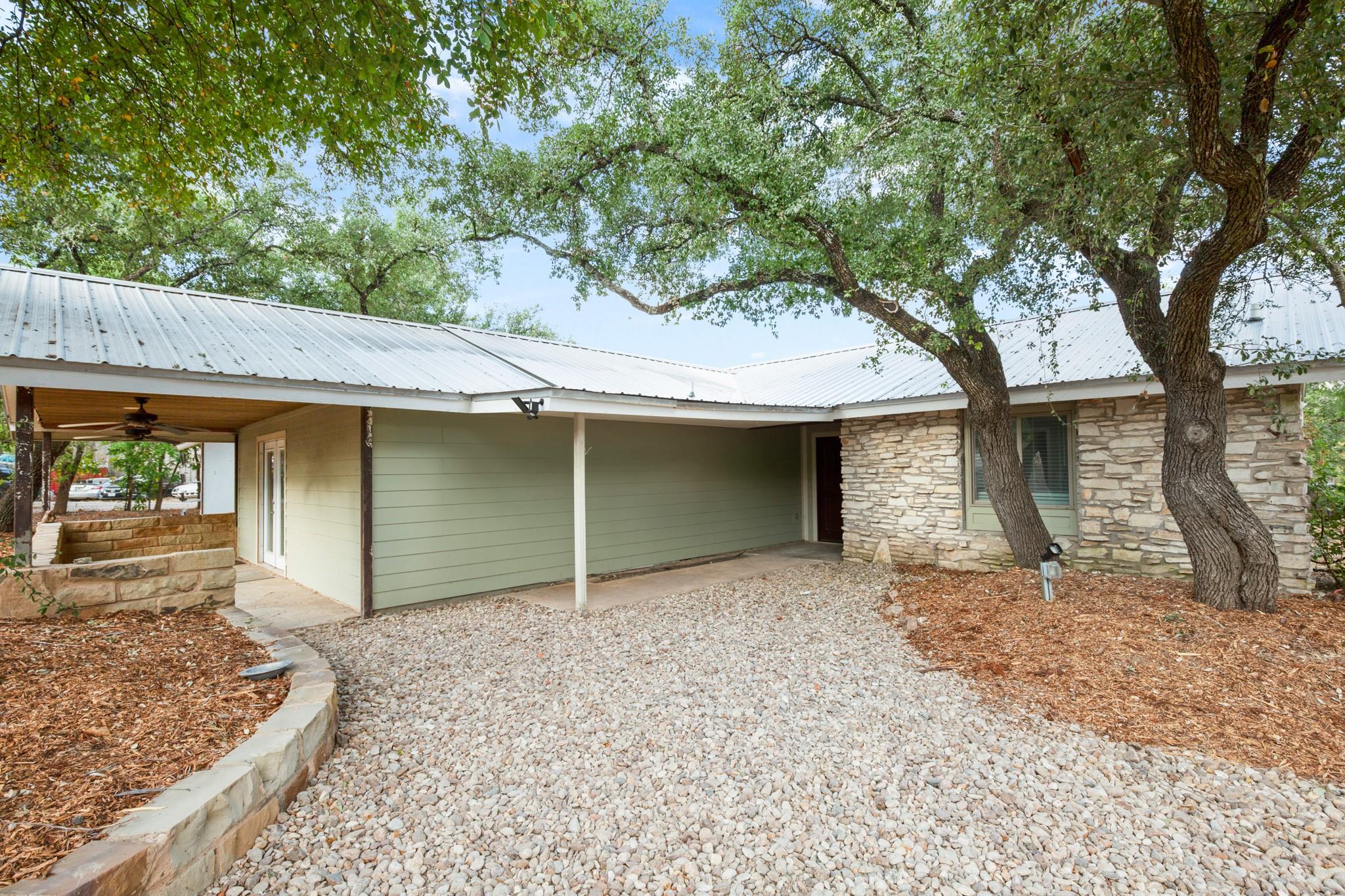 10204 Oak Grove Circle Austin TX 78736
