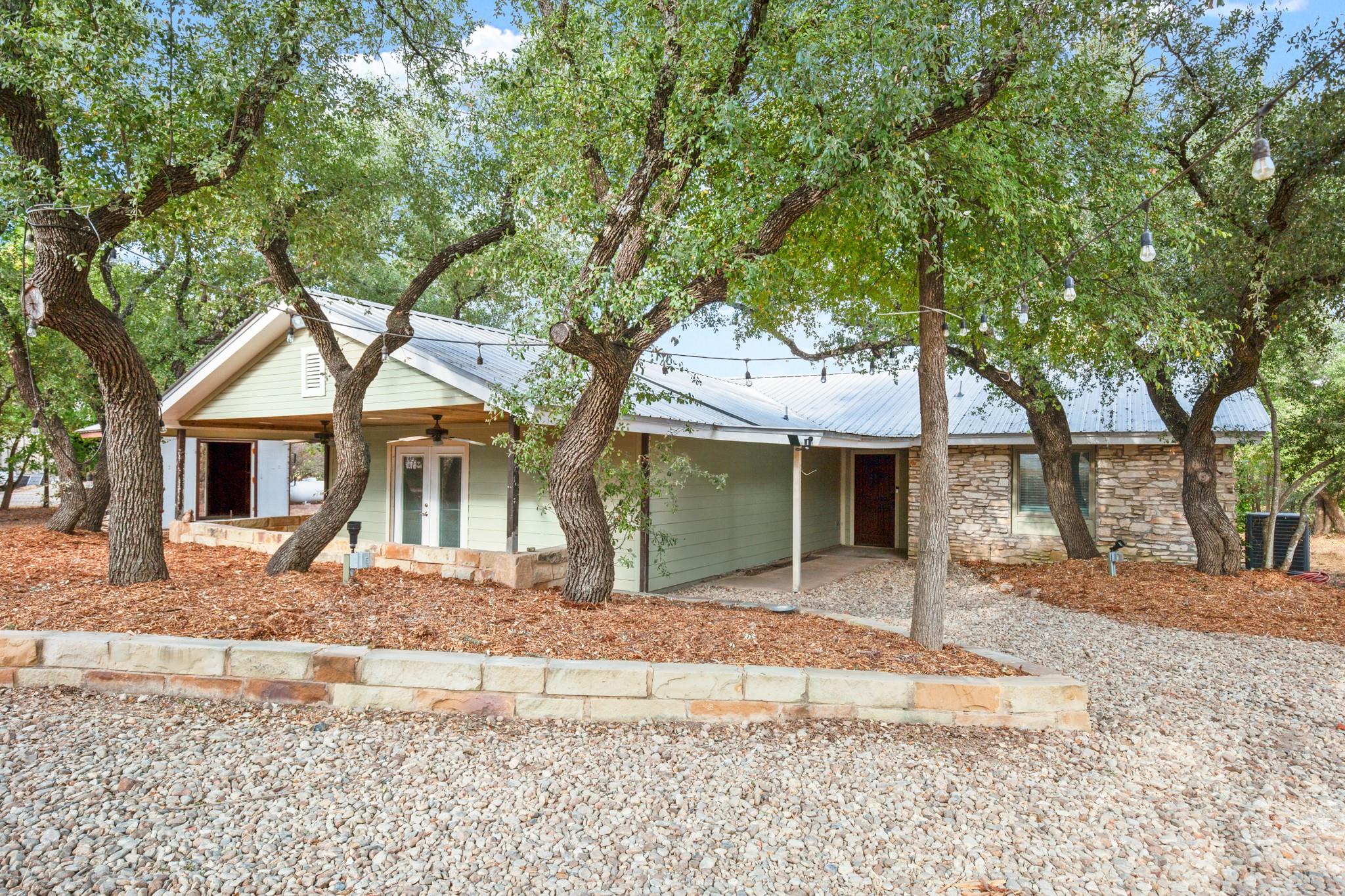 10204 Oak Grove Circle Austin TX 78736