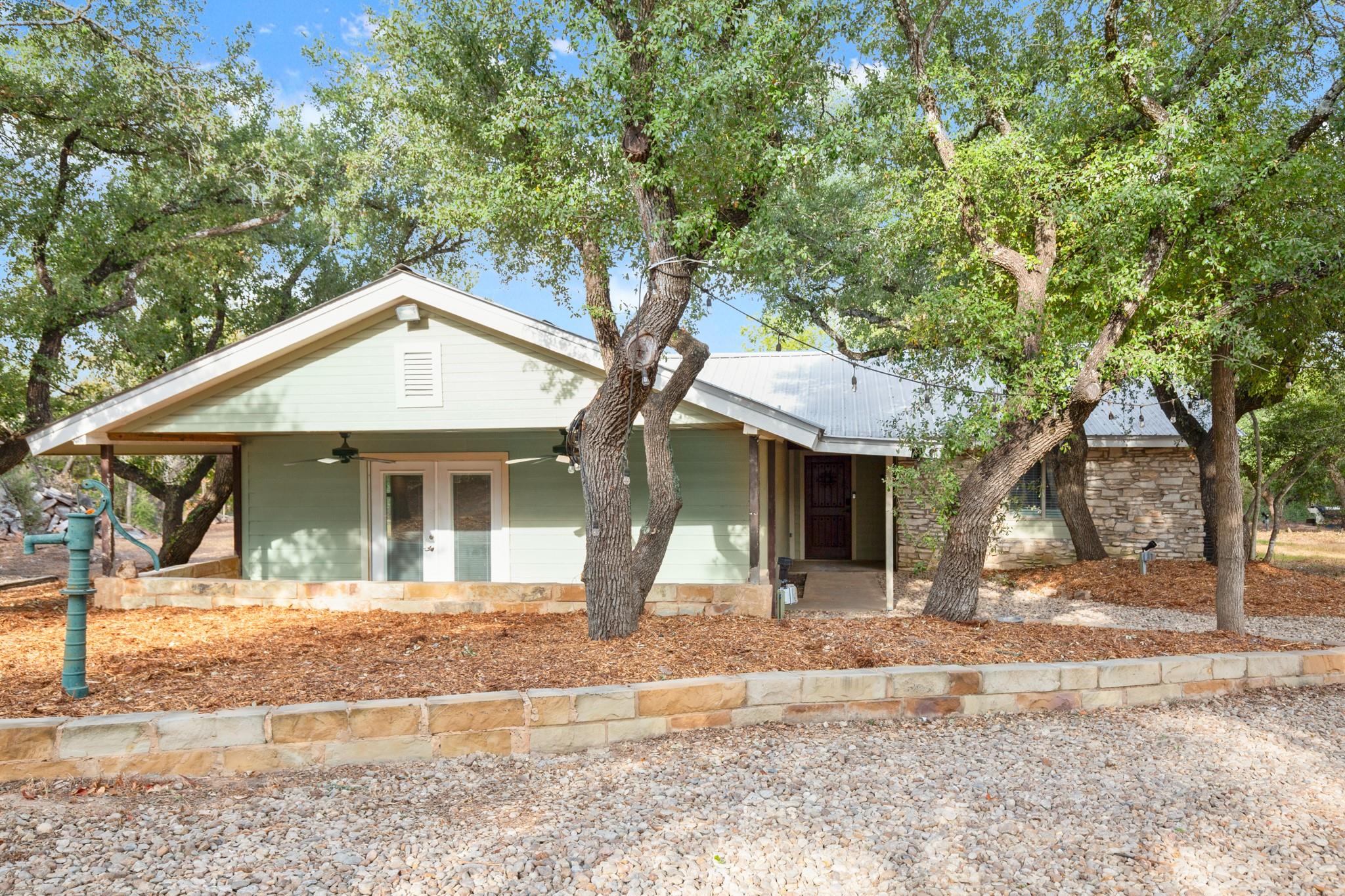 10204 Oak Grove Circle Austin TX 78736