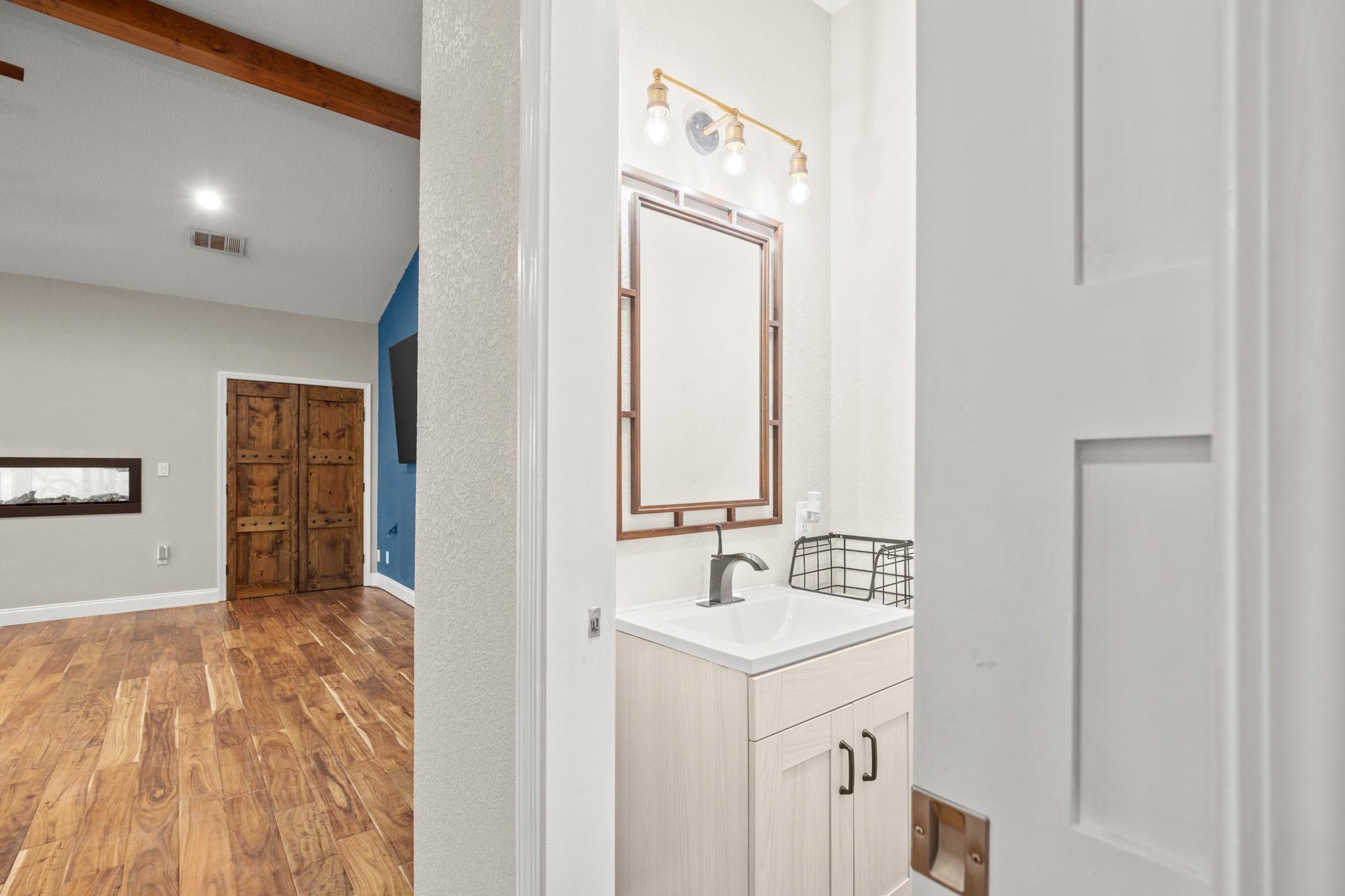 10204 Oak Grove Circle Austin TX 78736