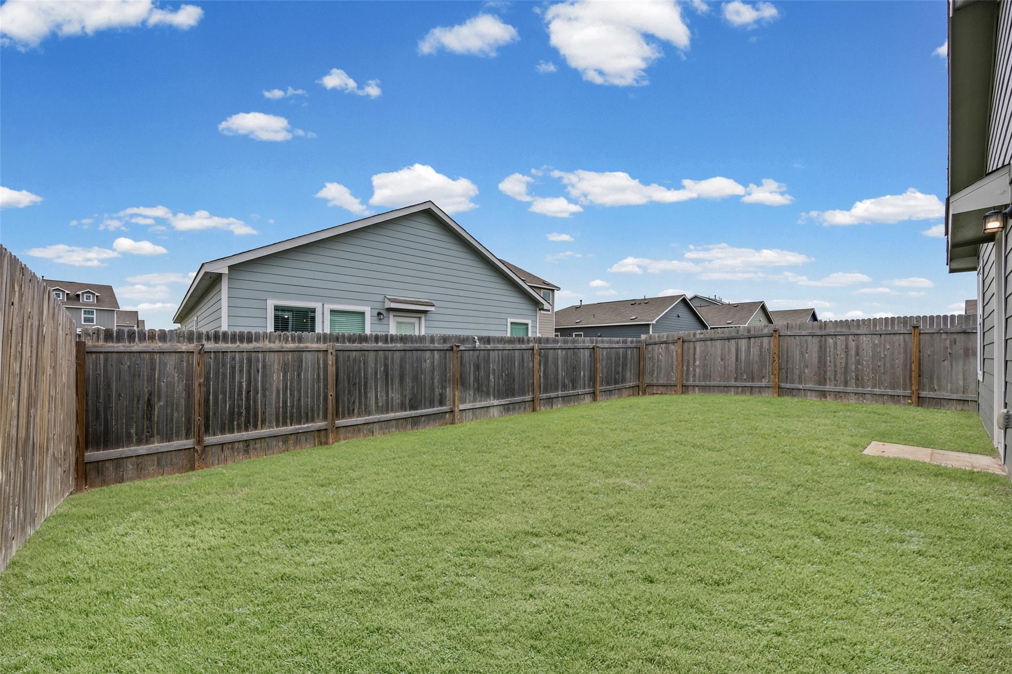 364 Gabbro Gardens Maxwell TX 78656