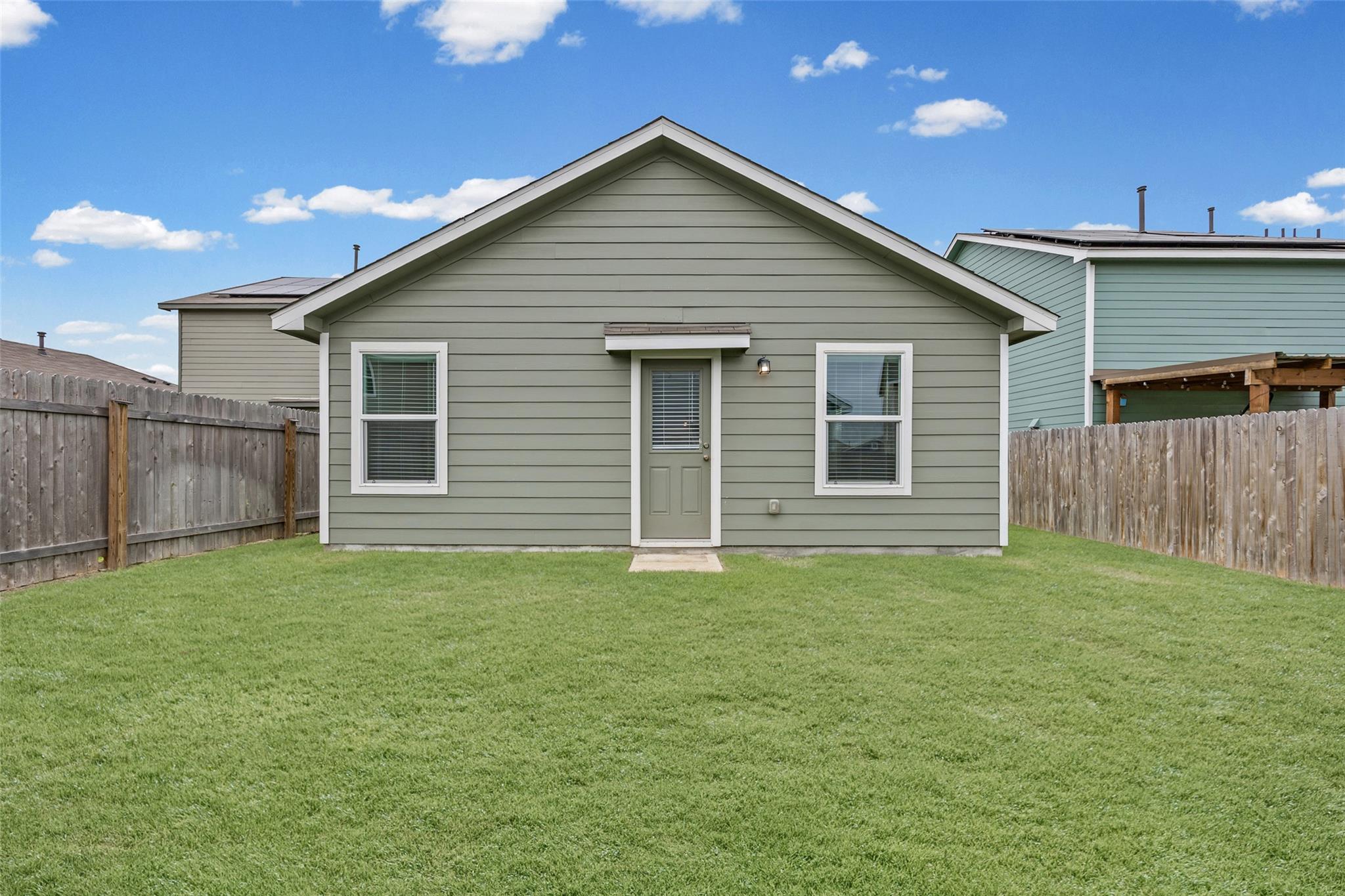 364 Gabbro Gardens Maxwell TX 78656