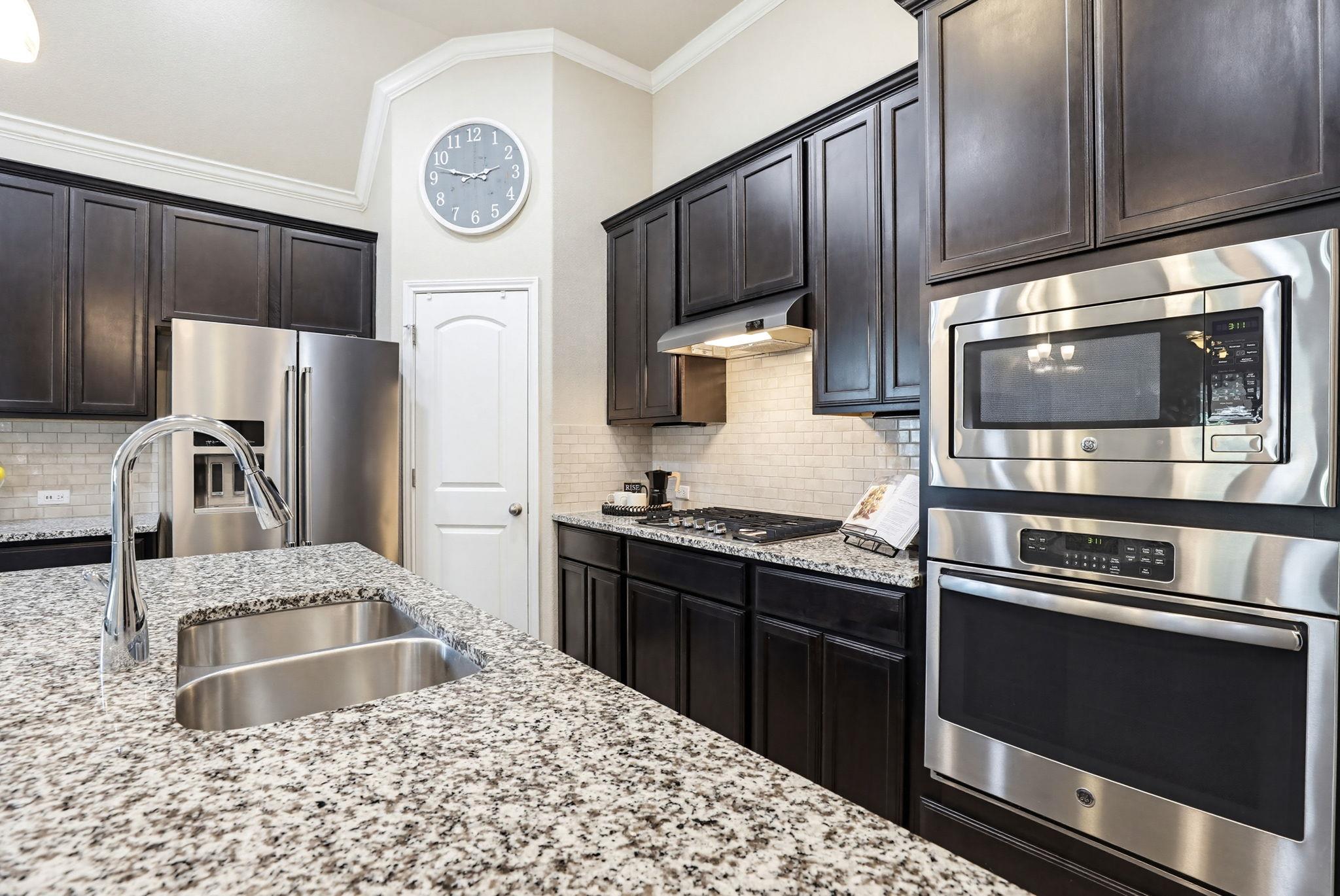 165 Senna Drive Dripping Springs TX 78620