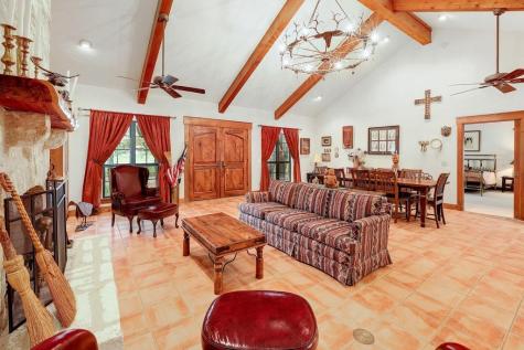 95 Augusta Drive Wimberley TX 78676