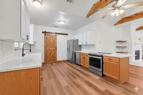 117 County Road 407 Spicewood TX 78669