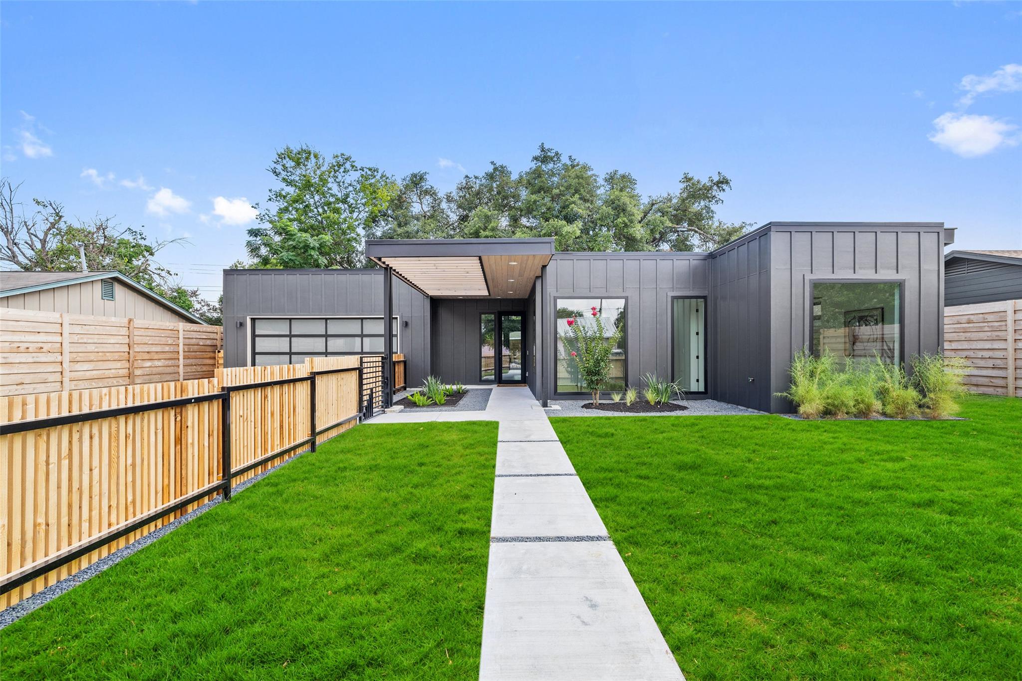 2305 Southern Oaks Drive Austin TX 78745