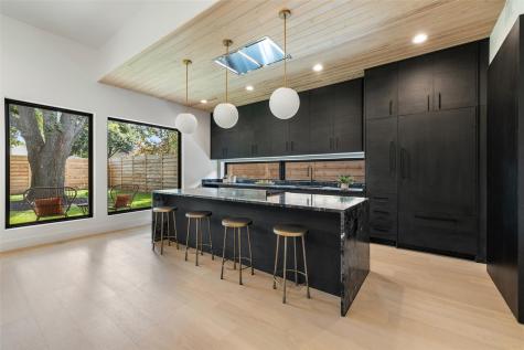 2305 Southern Oaks Drive Austin TX 78745
