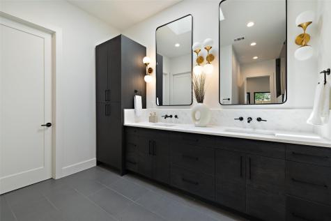 2305 Southern Oaks Drive Austin TX 78745